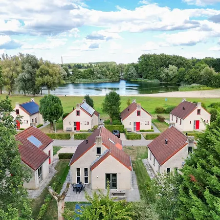 6 - Persoons Area 28 Vakantiehuis Ewijk