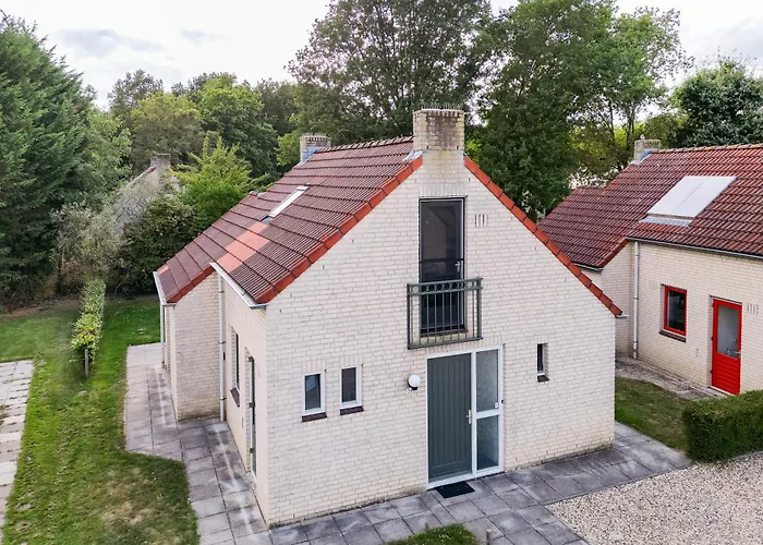 Vakantiehuis 6 - Persoons Area 28