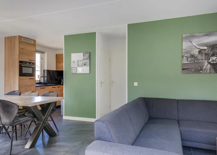 6 - Persoons Area 28 *