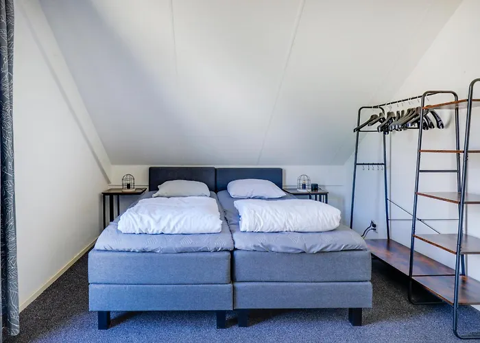 Vakantiehuis 6 - Persoons Area 28 Ewijk