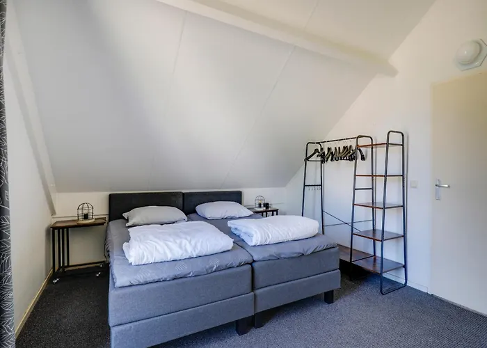 6 - Persoons Area 28